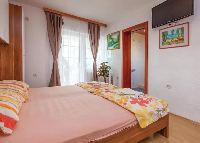 Apartment Awesome In